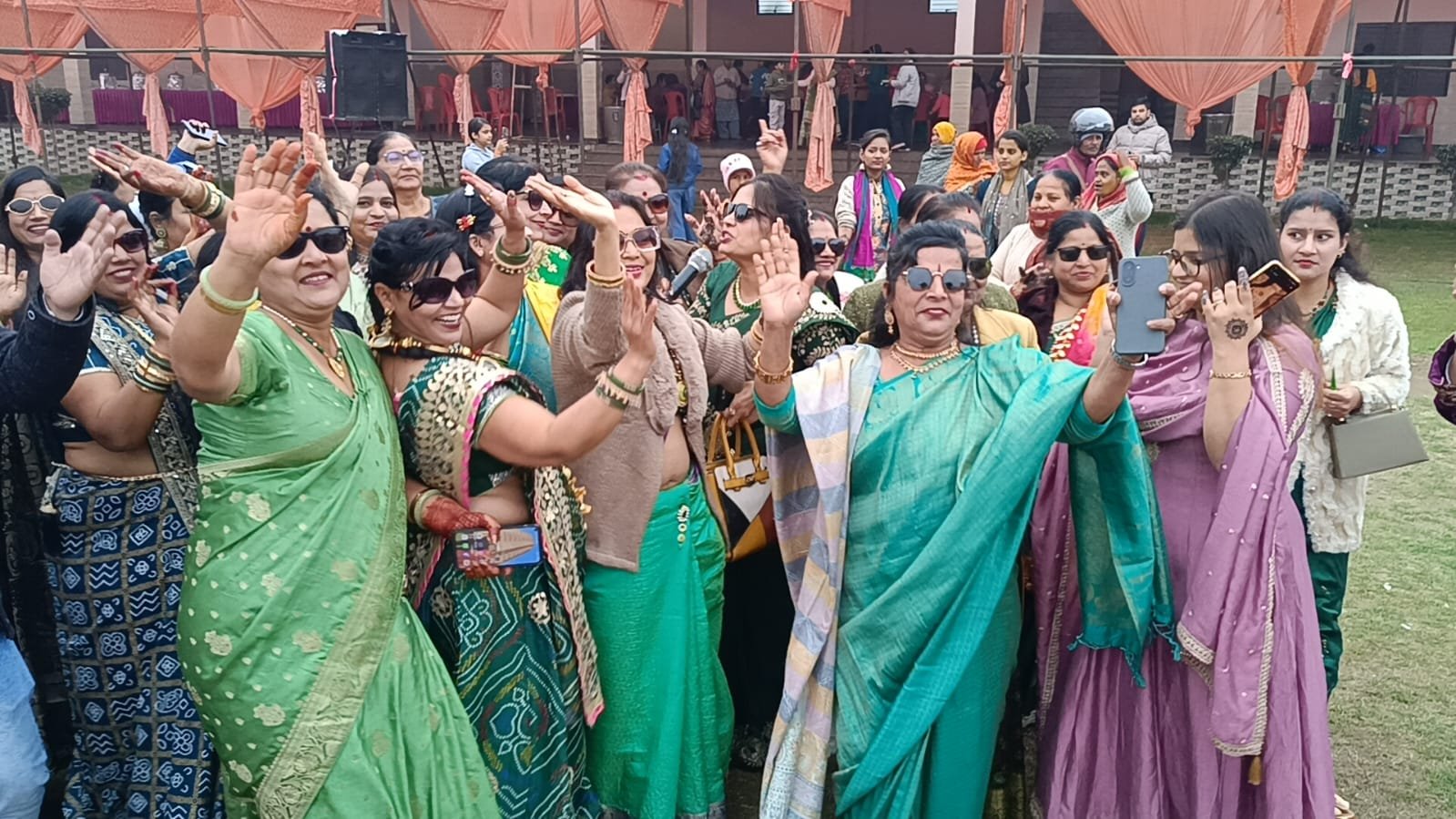 हरि बोल ट्रस्ट द्वारा 11 बेटियों के सामूहिक विवाह एवं एकादशी उद्यापन की शुरू हुई रस्में