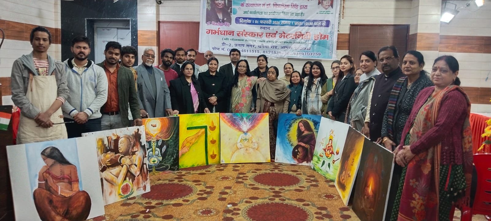 11 चित्रकारों ने लाइव पेंटिंग बनाकर गर्भ संस्कार और मातृत्व चेतना का दिया अनुपम संदेश