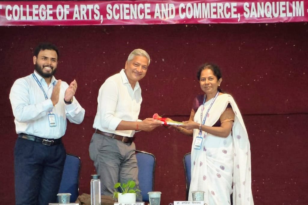 आगरा के उदीयमान कवि कुमार ललित को गोवा के शासकीय महाविद्यालय में विशिष्ट वक्ता के रूप में मिला सम्मान