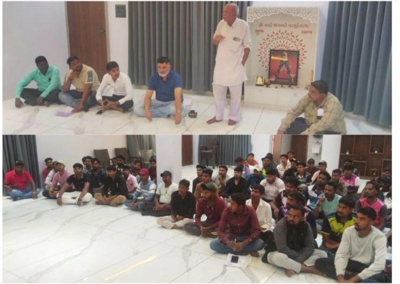 ओलपाड़ तहसील के हडपति समाज के टेनिस क्रिकेट टूर्नामेंट का आयोजन सर्वोदय जनकल्याण चैरिटेबल ट्रस्ट द्वारा आयोजित टूर्नामेंट में 100 टीमें भाग लेंगी ( श्री दर्शन भाई ए नायक सर्वोदय जन कल्याण चैरिटेबल ट्रस्ट के प्रमुख ने बताया कि