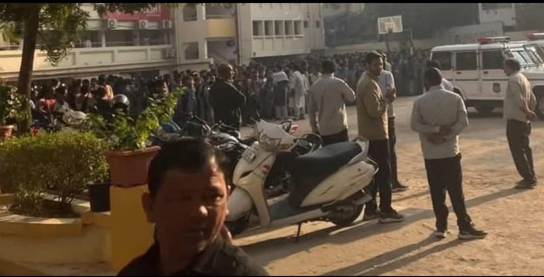 गुजरात प्रदेश बोर्ड की परीक्षा नज़दीक ई मेल द्वारा मिल रही धमकी पर प्रशासन एलर्ट मोड पर