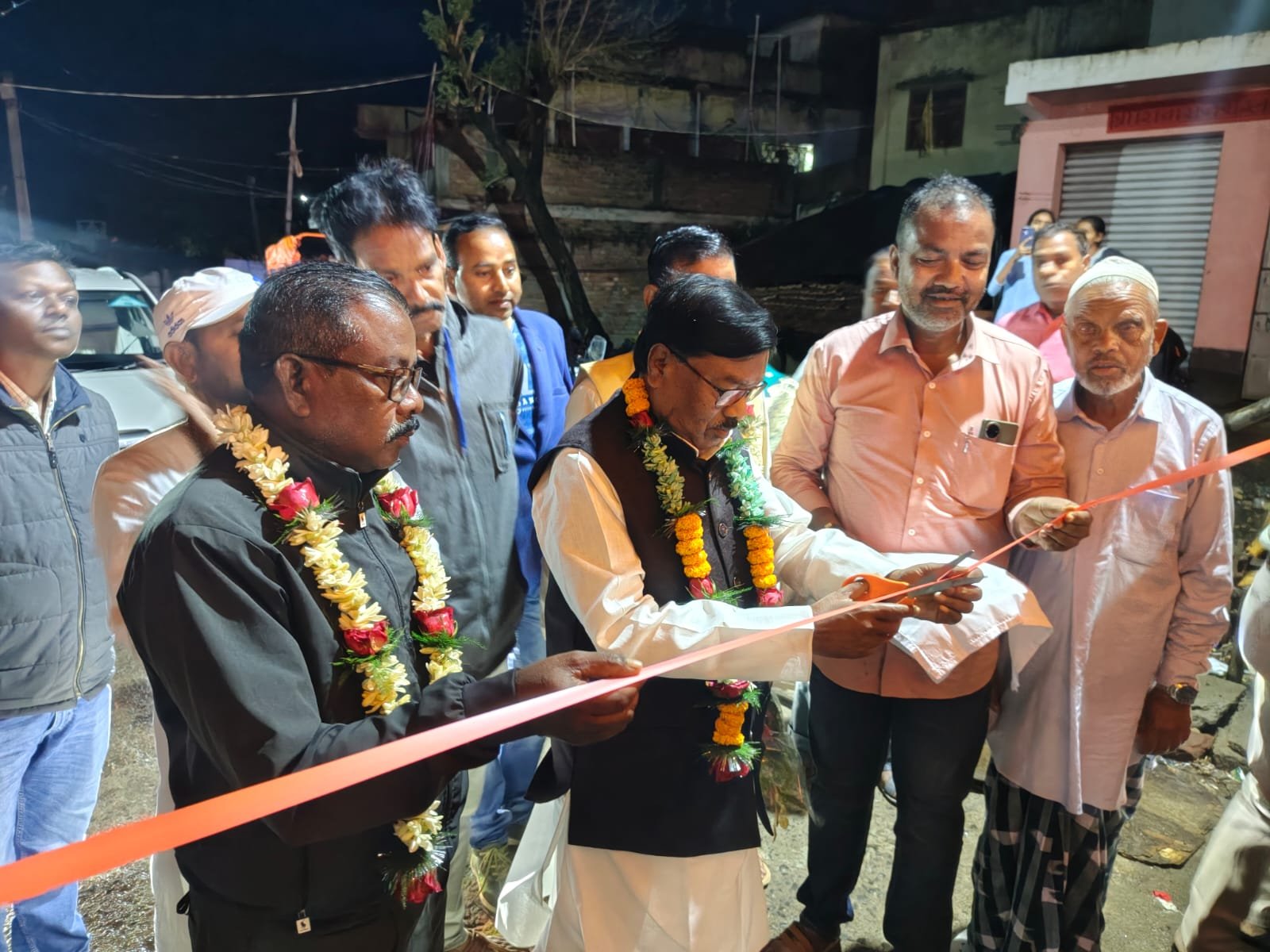 ईद मिलन समारोह में शामिल हुए विधायक प्रो. स्टीफन मरांडी, भाईचारे का संदेश दिया