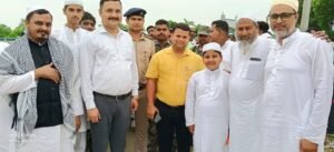 नौपाड़ा ईदगाह में शांतिपूर्ण संपन्न हुई ईद-उल-अजहा की नमाज़, प्रशासन रहा मुस्तैद; देश में अमन-चैन की मांगी दुआ