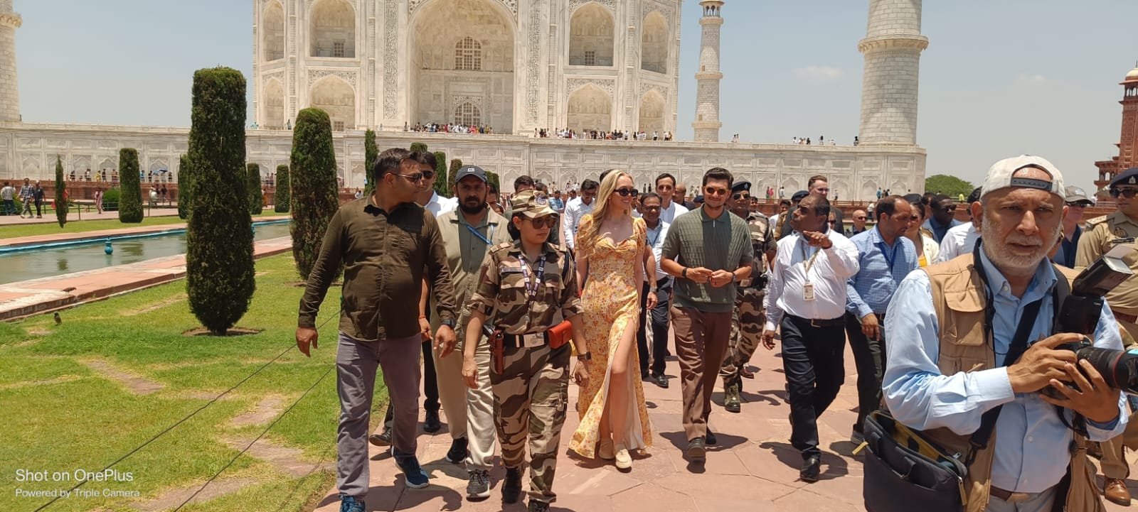 अमेरिकी राष्ट्रपति डोनाल्ड ट्रंप की बेटी टिफनी ट्रंप ने किया ताजमहल का दीदार