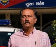गुजरात प्रदेश सुरत शहर के उधना पुलिस सब इंस्पेक्टर ने नहीं छोड़ा चार्ज+++++++