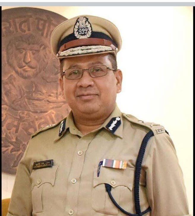 सुरत पुलिस कमिश्नर श्री अनुपम सिंह जी गलहोत का तबादला अहमदाबाद के+++—+