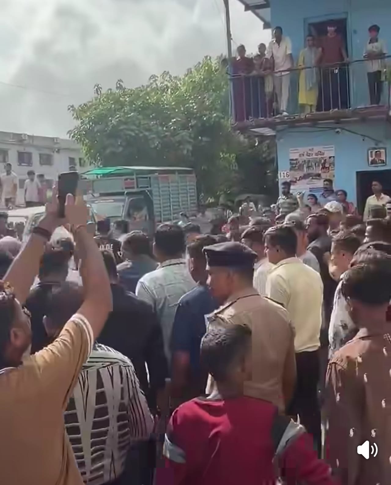गुजरात प्रदेश सुरत शहर स्पेशल ऑपरेशन ग्रुप पुलिस द्वारा सलावत पुरा ++++++++