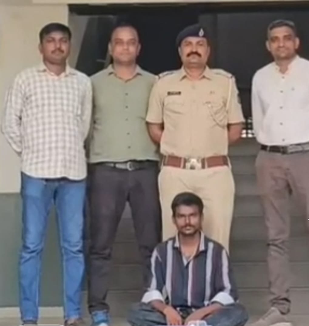 गुजरात प्रदेश सुरत शहर के पांडेसरा पुलिस टीम द्वारा*******