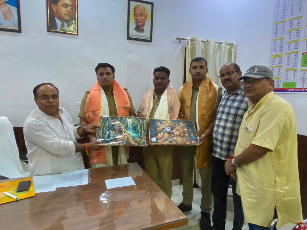 पुलिस की तत्परता से बची ट्रैवल एजेंसी संचालक की जान, विनय अग्रवाल ने किया सम्मान