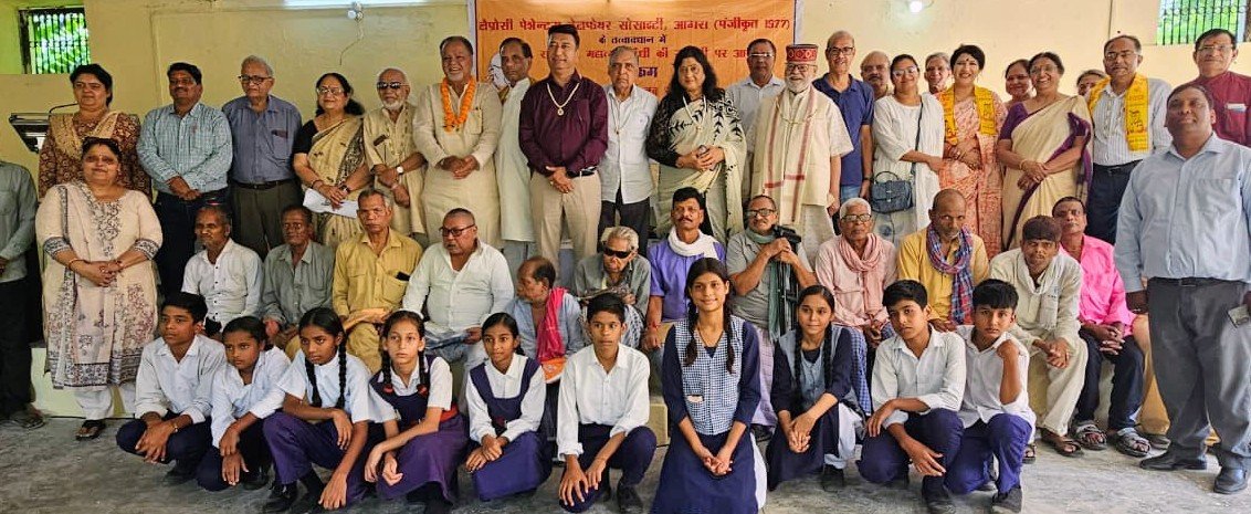गांधी के सत्य-अहिंसा और सेवा के मार्ग पर चलने का लिया संकल्प