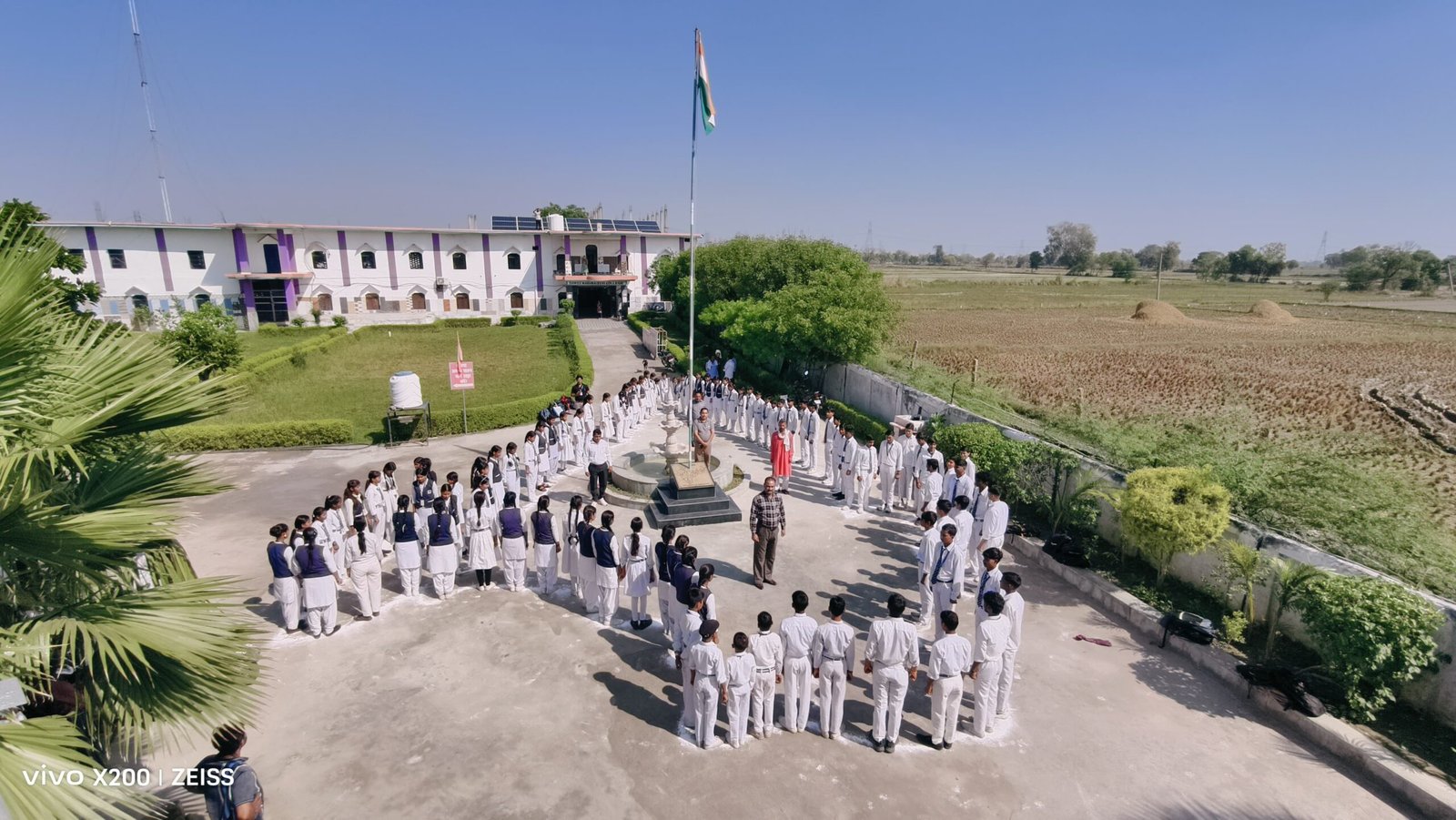एम. बी. डी. कॉलेज में धूमधाम से मनाया गया राष्ट्रीय एकता दिवस, सरदार पटेल को दी श्रद्धांजलि